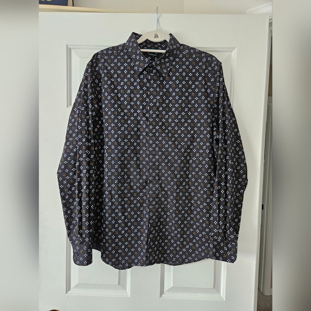 Perry Ellis Black, White, and Tan Button Down Shirt